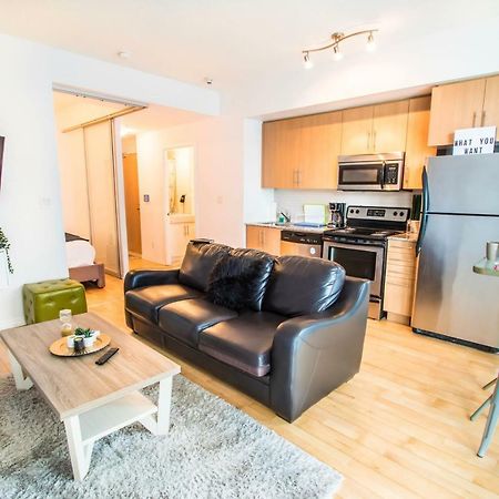 Micasa Suites - Stylish Condo In Maple Leaf Square Toronto Exteriér fotografie