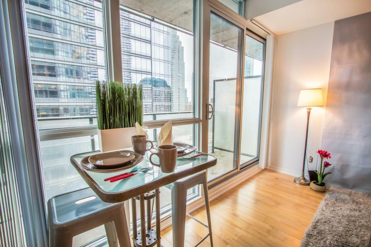 Micasa Suites - Stylish Condo In Maple Leaf Square Toronto Exteriér fotografie
