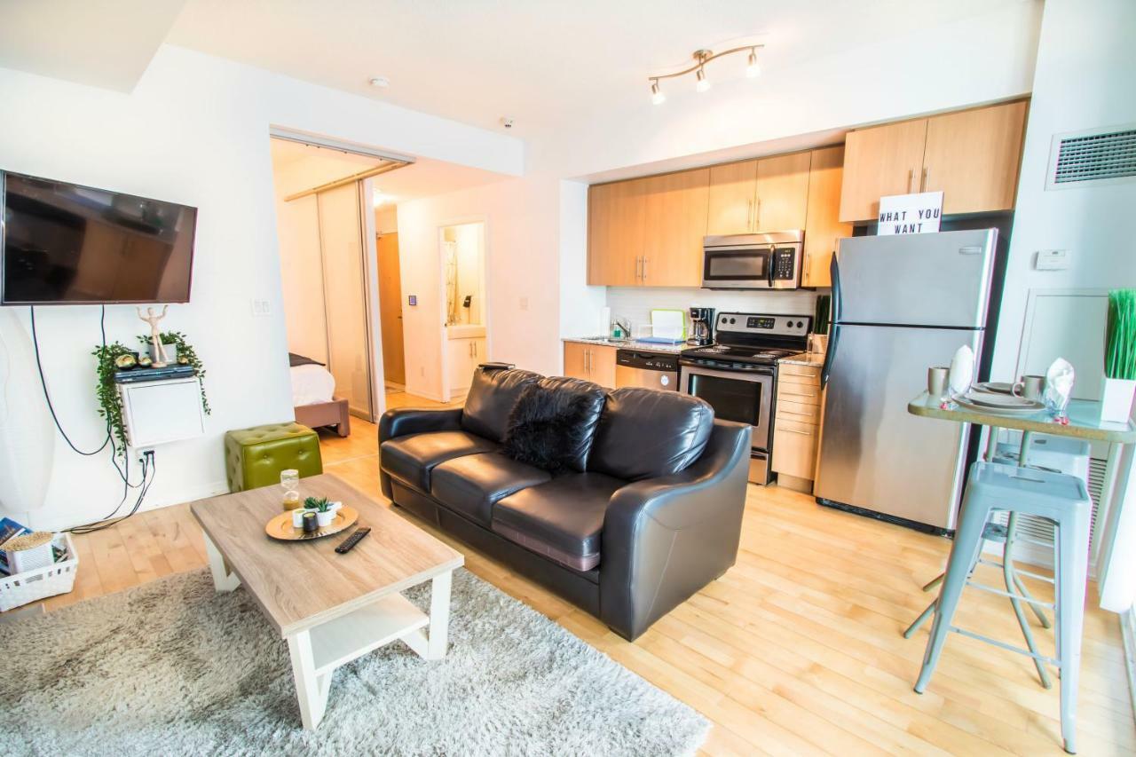 Micasa Suites - Stylish Condo In Maple Leaf Square Toronto Exteriér fotografie